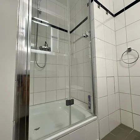 Ios Apartments - Art Studio With Free Parking * Prága